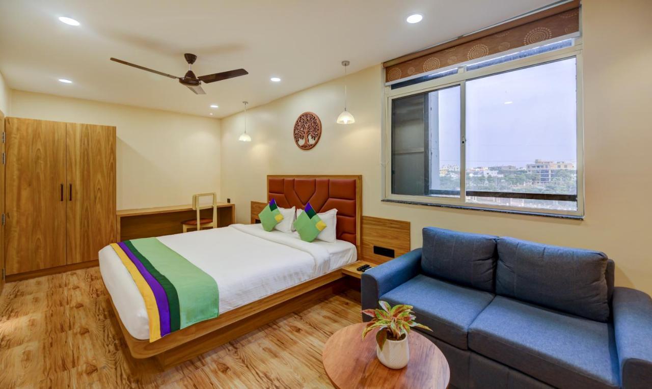 Treebo Aasma Downtown Hotel Bhubaneswar Bagian luar foto